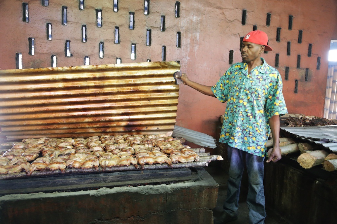 Where to Find the Best Jerk Chicken in Jamaica